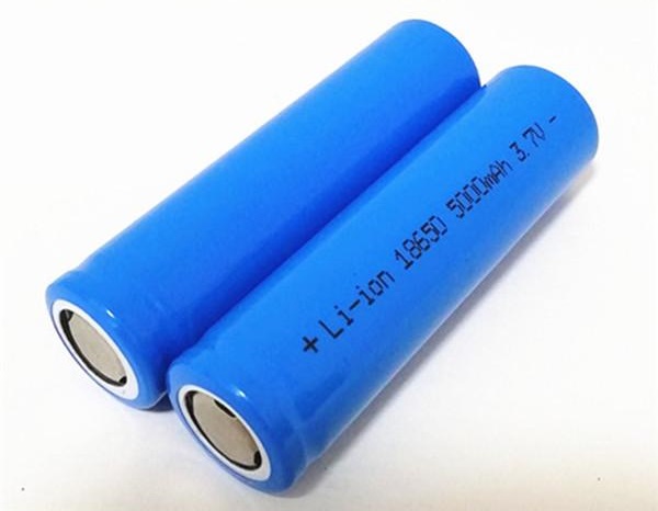 A 3.7V Li-ion battery